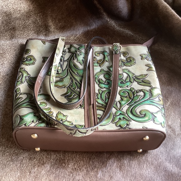 MC Marc Chantal Green Brown Etched Design Tote Handbag - Picture 10 of 10